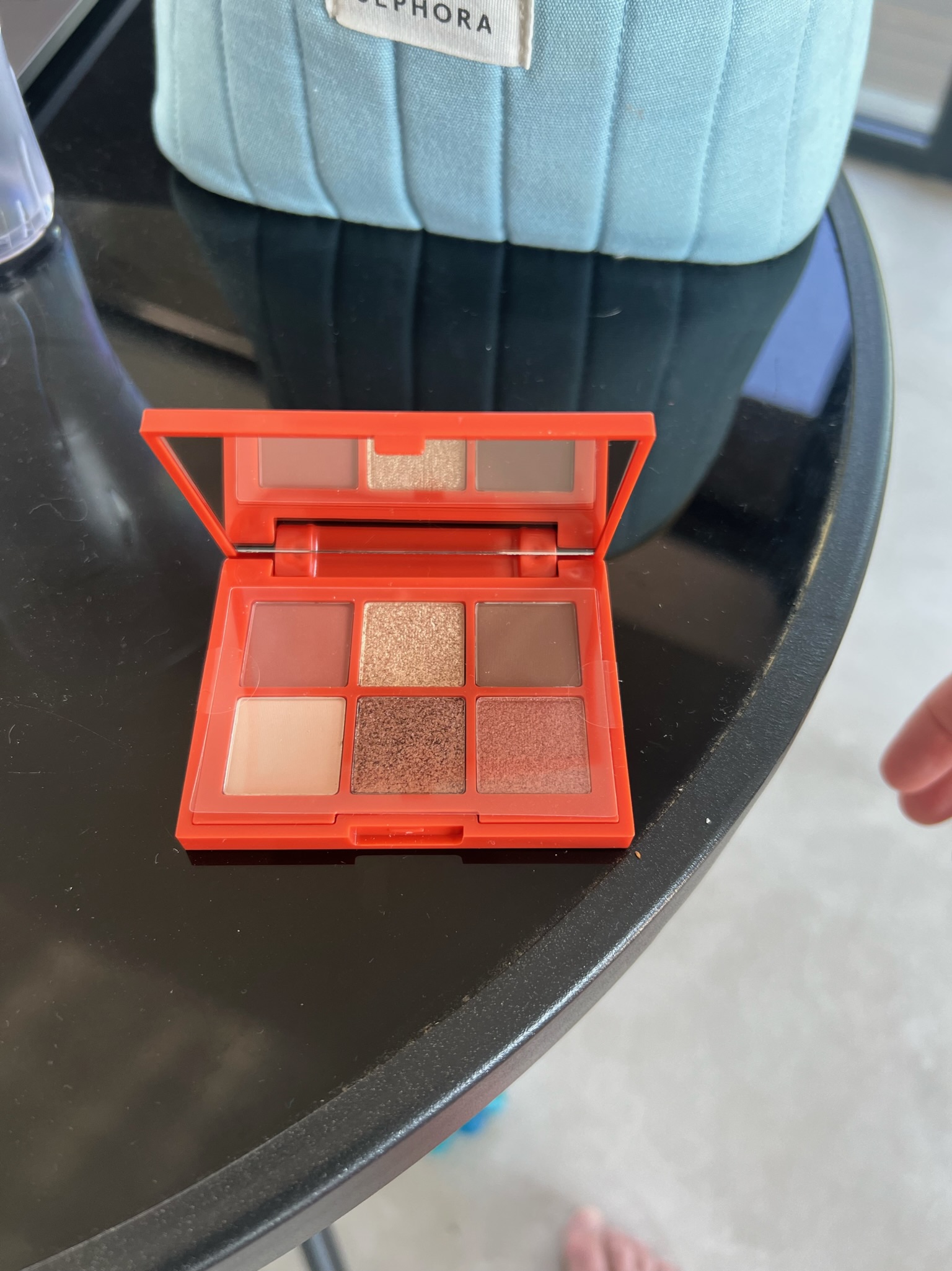 Review: Essence “Bronzed This Way” Eyeshadow Palette