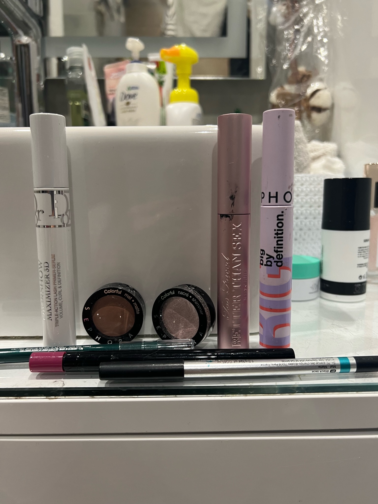 My Eye Makeup Routine: Step-by-Step Products