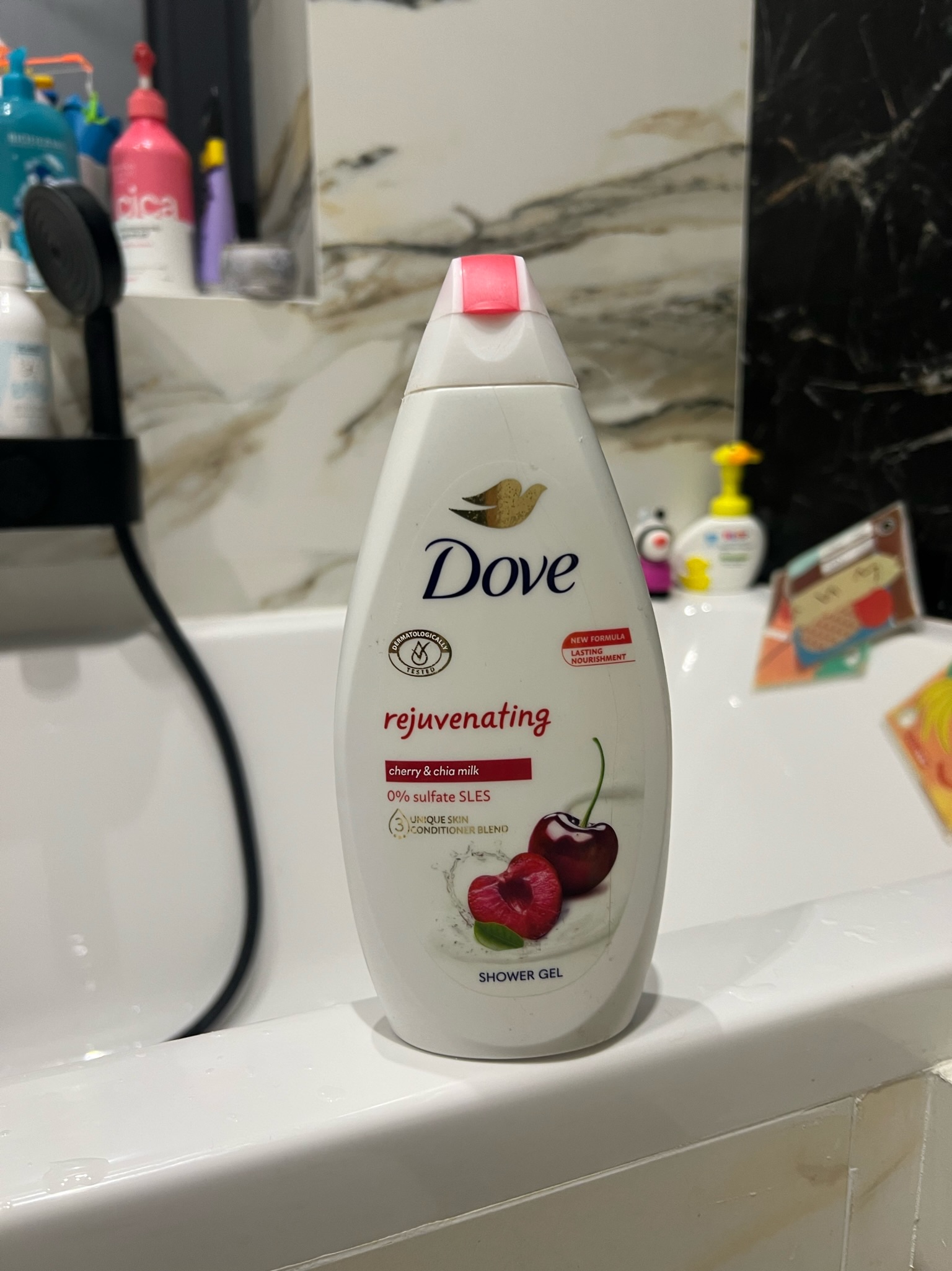 Review: A Luxurious Shower Experience on a Budget with Dove Rejuvenating Cherry & Chia Milk Body Wash