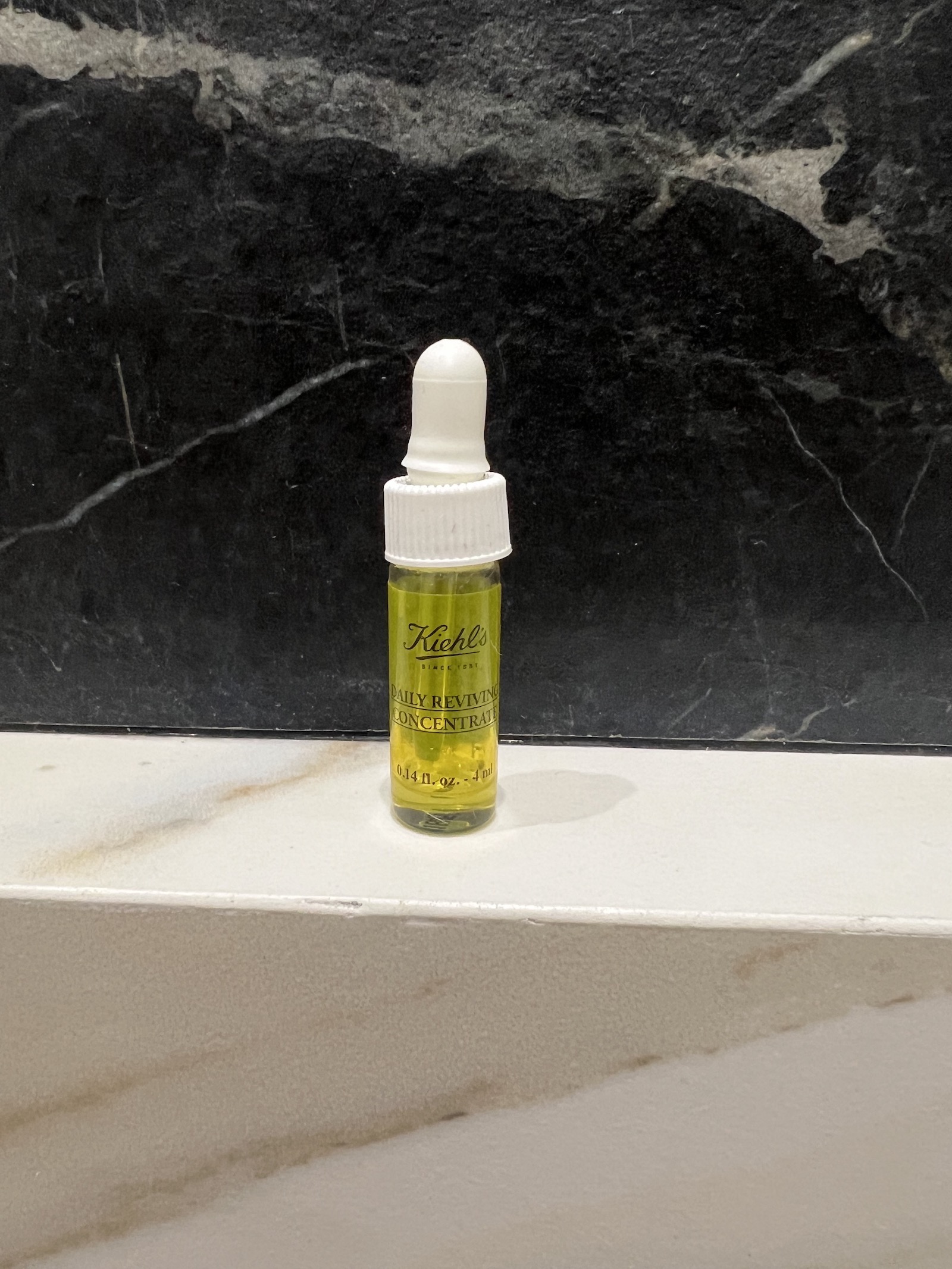 Review: Wake Up Your Skin with Kiehl’s Daily Reviving Concentrate Face Oil