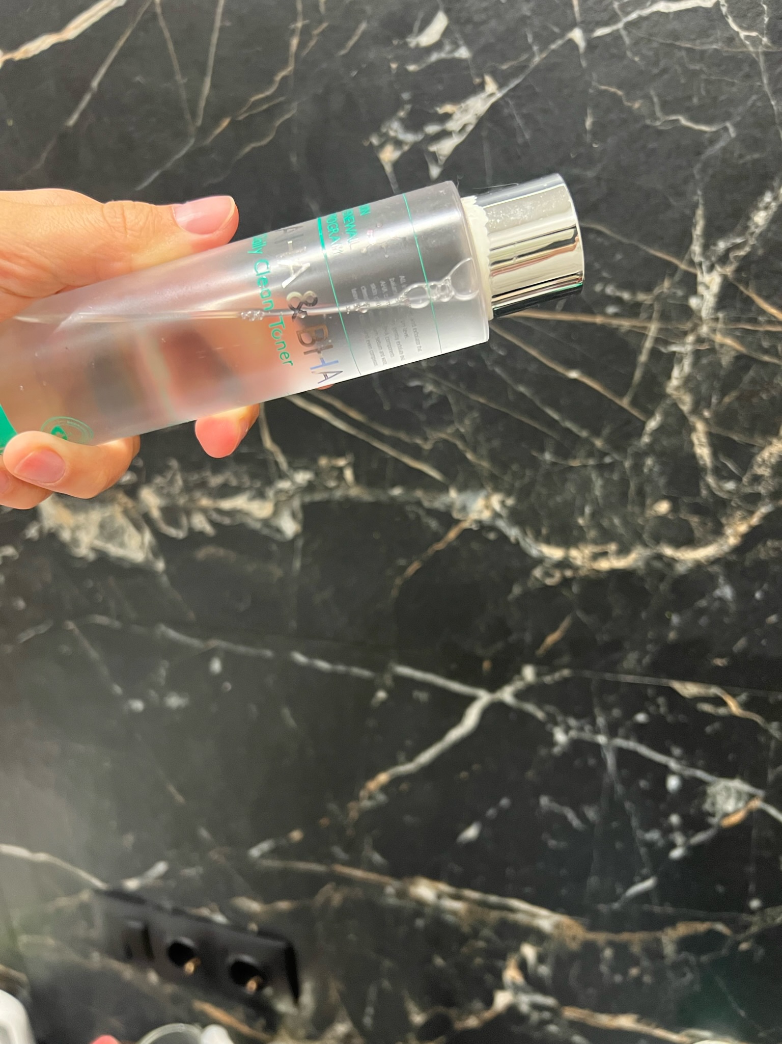 Review: Mizon AHA & BHA Daily Clean Toner – What Works for Some May Not ...