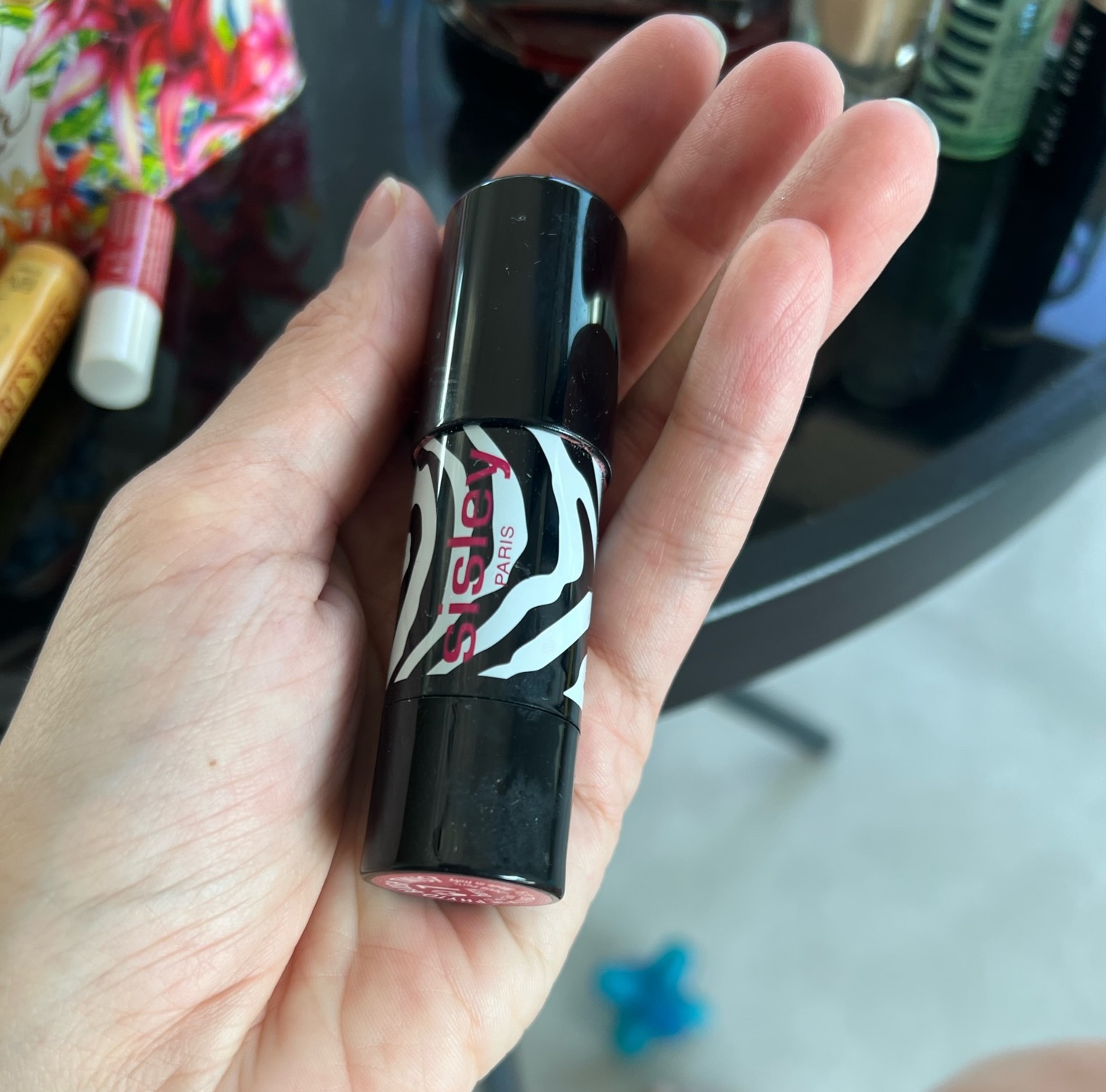 Review: Sisley Phyto-Blush Twist – A Luxurious Gift to Myself